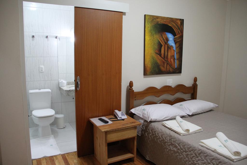 Hotel Monet Erechim Bilik gambar